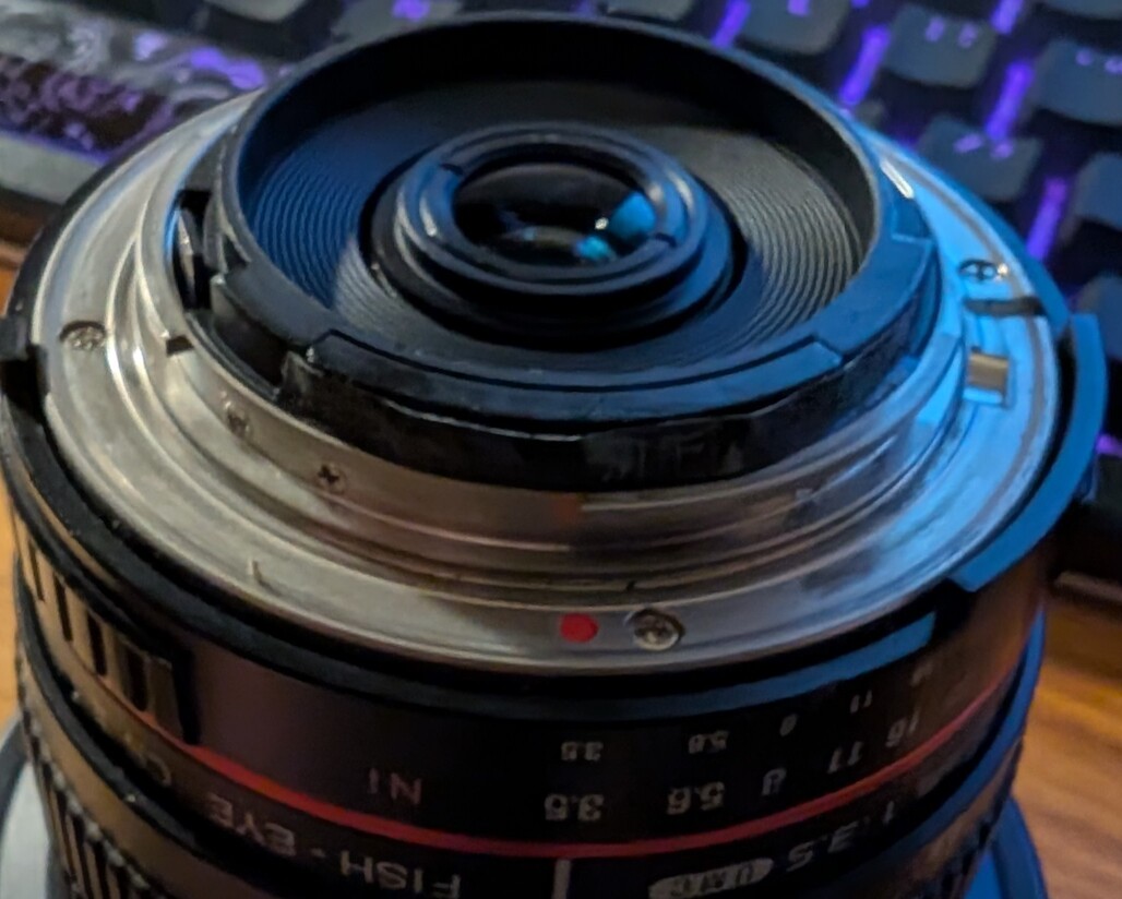 Lens_connectors_taped.jpg